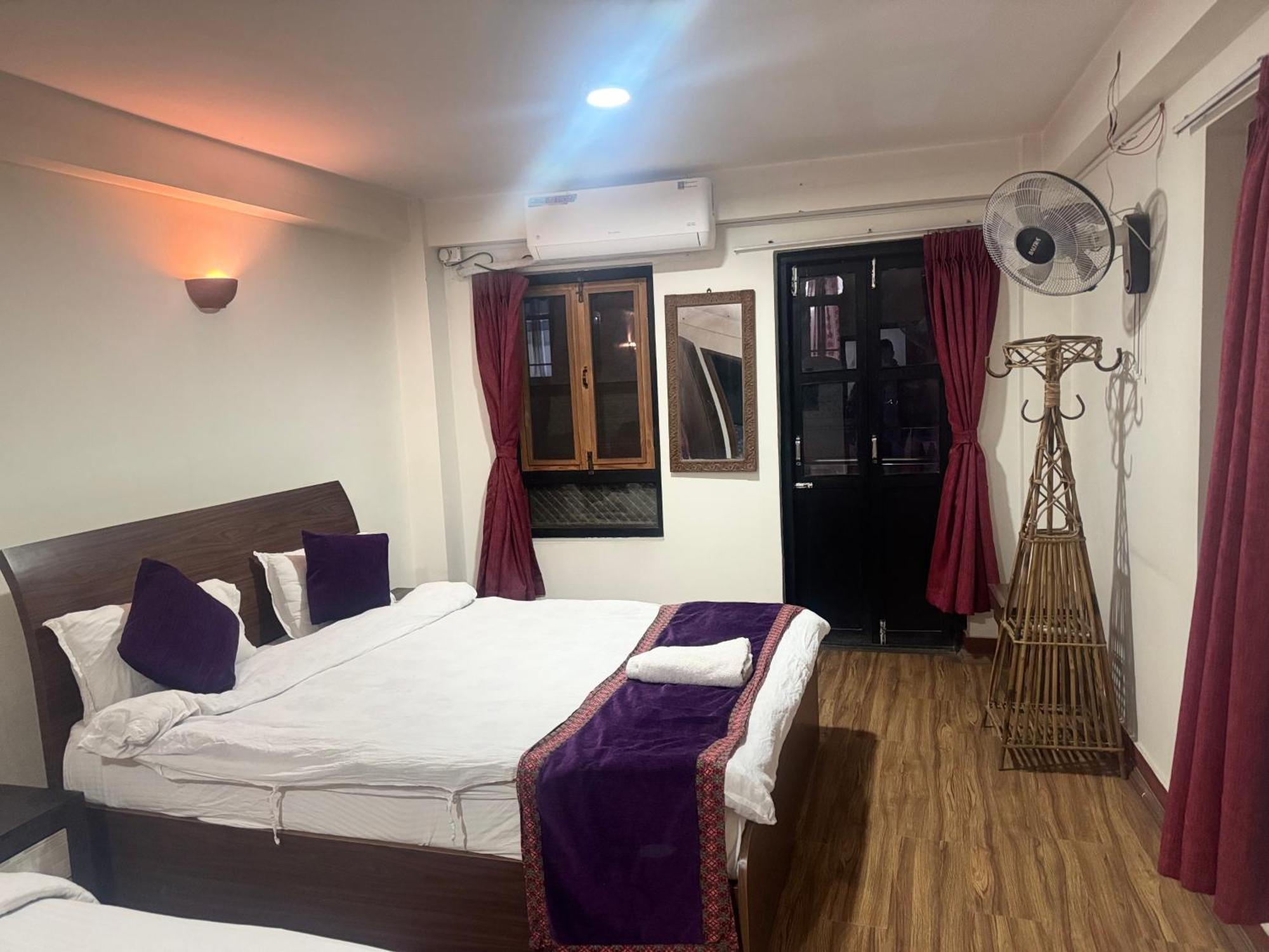 Hotel Bhaktapur Inn エクステリア 写真