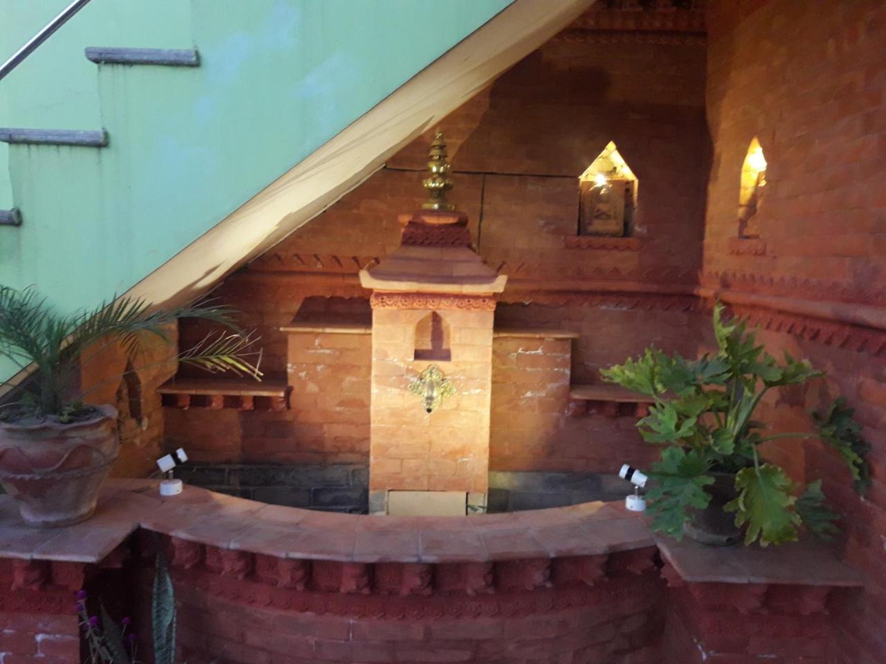 Hotel Bhaktapur Inn エクステリア 写真
